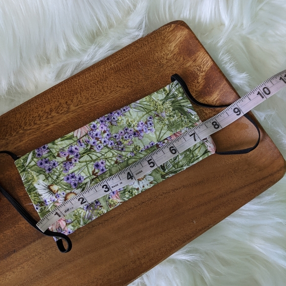 Two Face Masks - Wildflowers - Picture 4 of 5